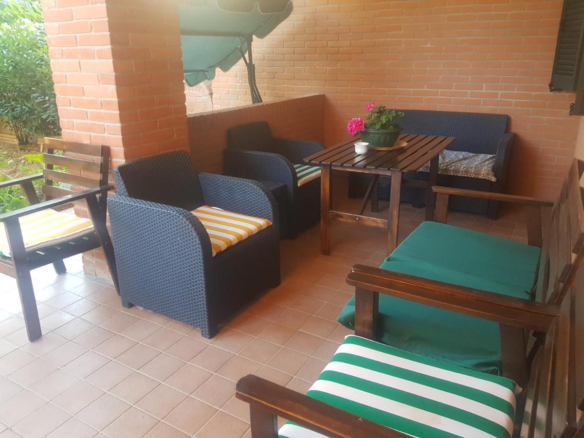 La Quercia Fiorita Hotel Trivolzio Luaran gambar