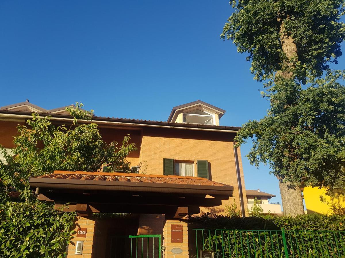 La Quercia Fiorita Hotel Trivolzio Luaran gambar