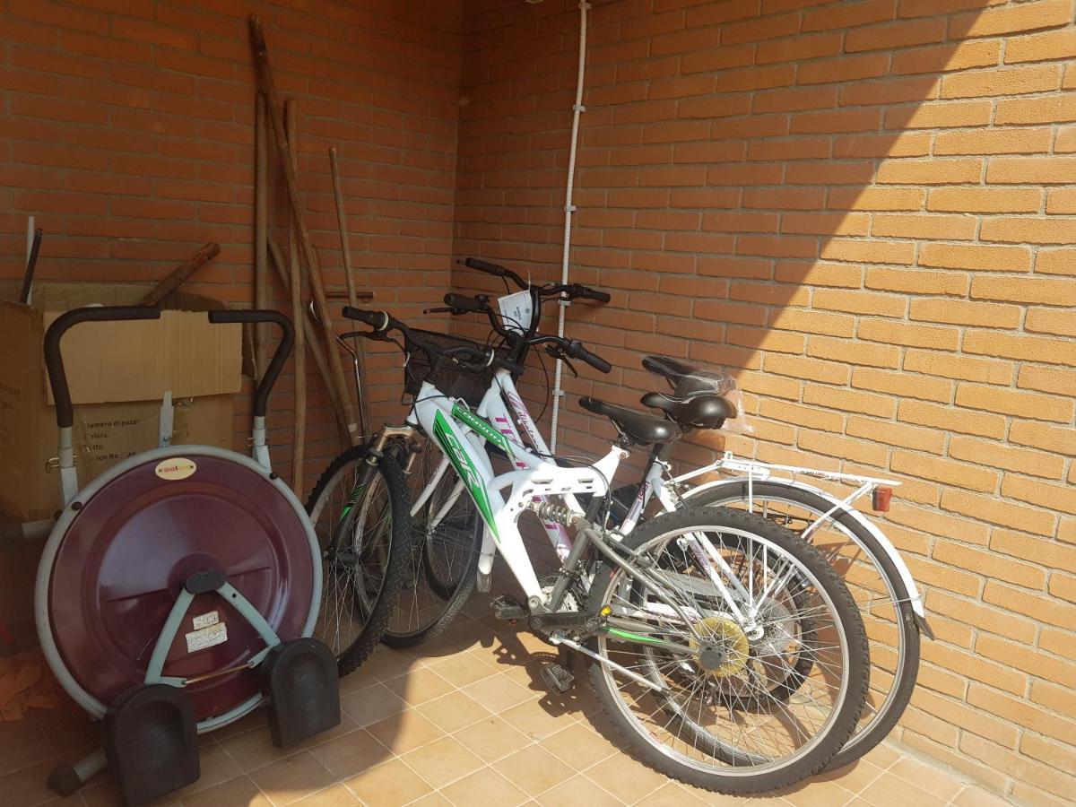 La Quercia Fiorita Hotel Trivolzio Luaran gambar