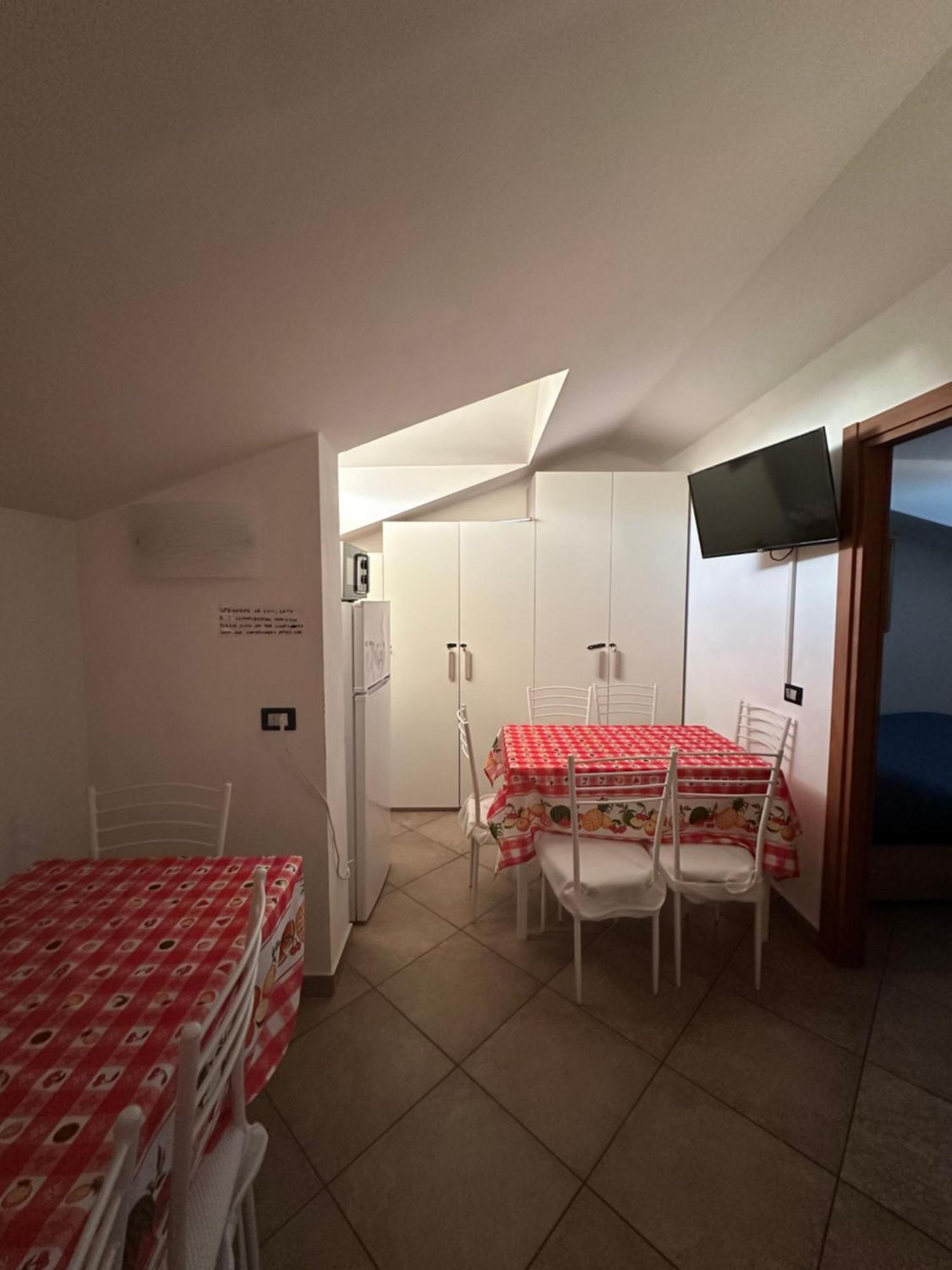 La Quercia Fiorita Hotel Trivolzio Luaran gambar